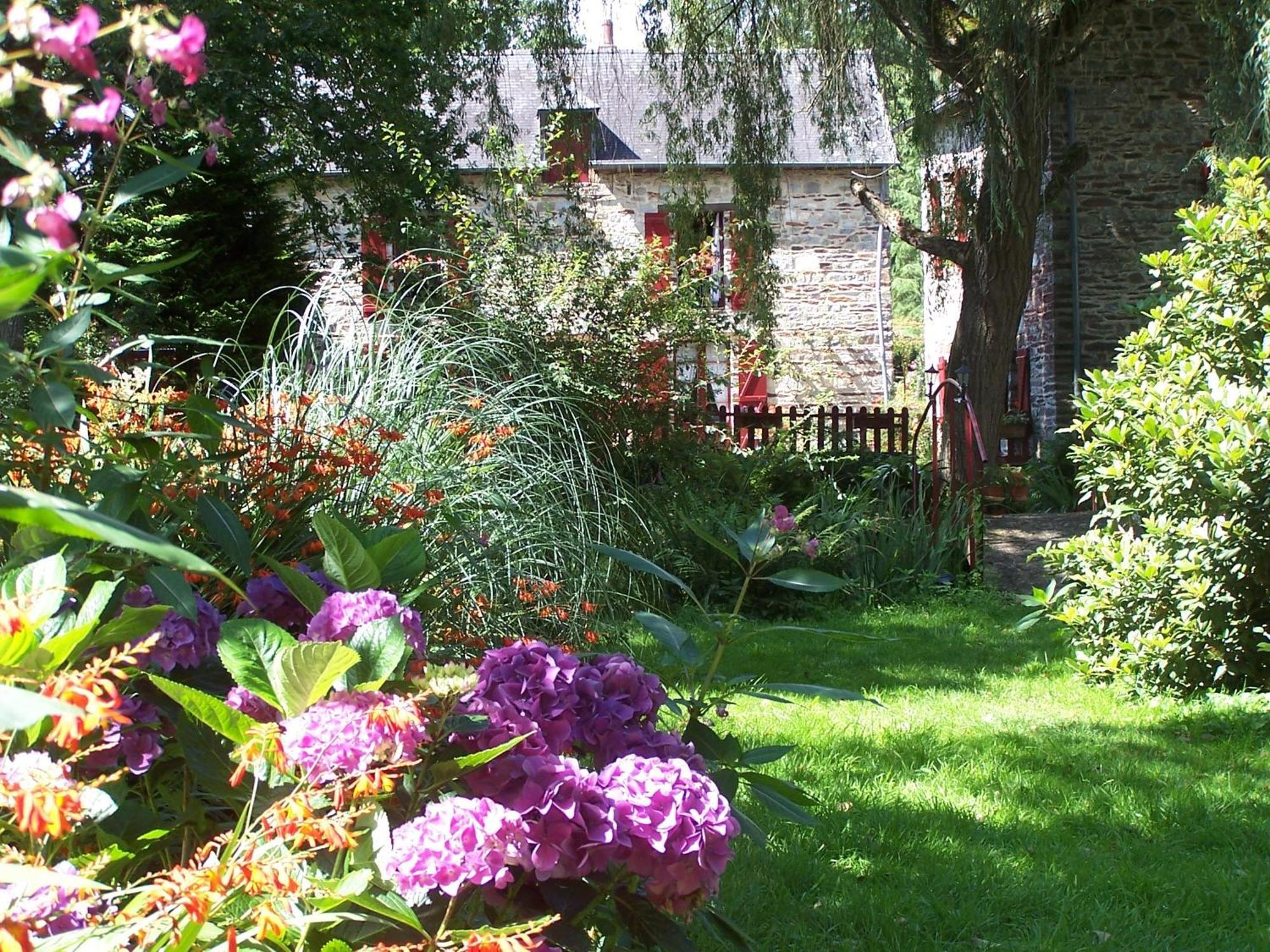 Le Moulin Du Bignon Bed & Breakfast Lassy Dış mekan fotoğraf